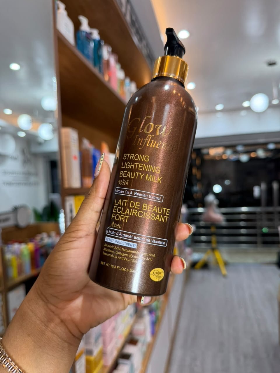 8326e471-ed55-44f0-ba0b-f16f3a674a1c Glow influence lightening lotion - Image 1